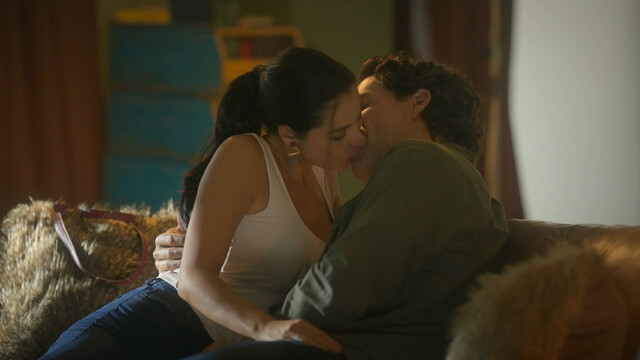 Maite Perroni nude, Ela Velden nude, Alejandra Guzman sexy, Fabiola Campomanes nude, Helena Haro nude – El Juego de las Llaves s02e01-08 (2021)