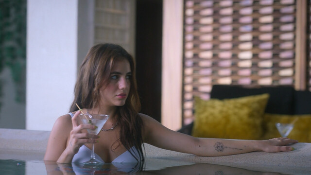 Maite Perroni nude, Ela Velden nude, Alejandra Guzman sexy, Fabiola Campomanes nude, Helena Haro nude – El Juego de las Llaves s02e01-08 (2021)