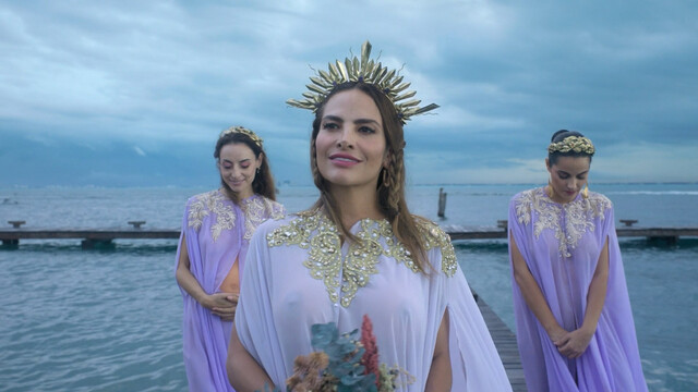 Maite Perroni nude, Ela Velden nude, Alejandra Guzman sexy, Fabiola Campomanes nude, Helena Haro nude – El Juego de las Llaves s02e01-08 (2021)