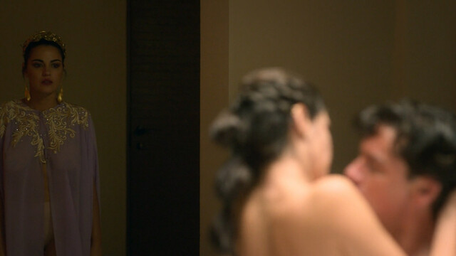 Maite Perroni nude, Ela Velden nude, Alejandra Guzman sexy, Fabiola Campomanes nude, Helena Haro nude – El Juego de las Llaves s02e01-08 (2021)