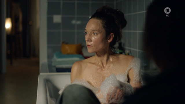 Sabine Timoteo nude – Tatort e1173 (2021)
