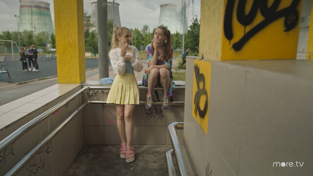 Anastasiya Krylova sexy, Mila Ershova sexy, Ekaterina Molohovskaya sexy, Anastasiya Krasovskaya sexy – Trudnyye podrostki s03e01-02 (2021)