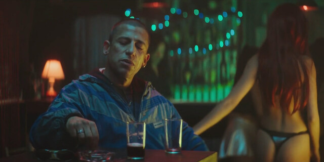 Bianca Oliveti nude, Marian Moretti nude, Maryanne Lettieri nude, Sol Gaschetto nude, Martina Krasinsky nude – Entre Hombres s01e01-04 (2020)