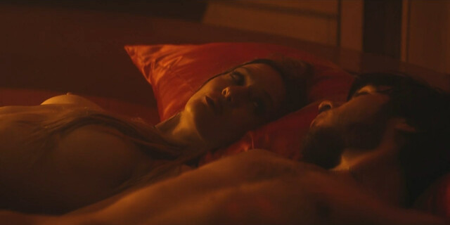Bianca Oliveti nude, Marian Moretti nude, Maryanne Lettieri nude, Sol Gaschetto nude, Martina Krasinsky nude – Entre Hombres s01e01-04 (2020)