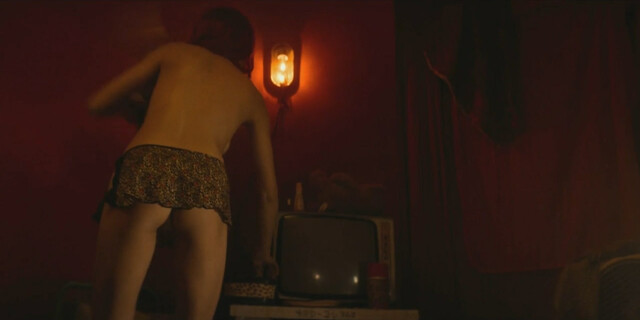 Bianca Oliveti nude, Marian Moretti nude, Maryanne Lettieri nude, Sol Gaschetto nude, Martina Krasinsky nude – Entre Hombres s01e01-04 (2020)