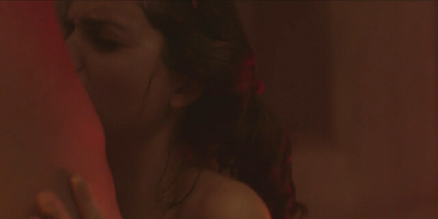 Bianca Oliveti nude, Marian Moretti nude, Maryanne Lettieri nude, Sol Gaschetto nude, Martina Krasinsky nude – Entre Hombres s01e01-04 (2020)