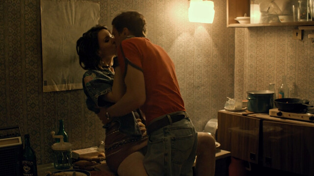 Irina Starshenbaum sexy, Marina Vasileva sexy, Maria Ivashchenko sexy – Obschaga (2021)