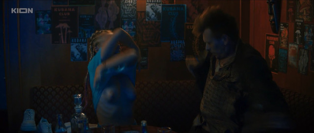 Linda Lapinsh nude, Viktoriya Agalakova nude – Kosa s01e08 (2021)