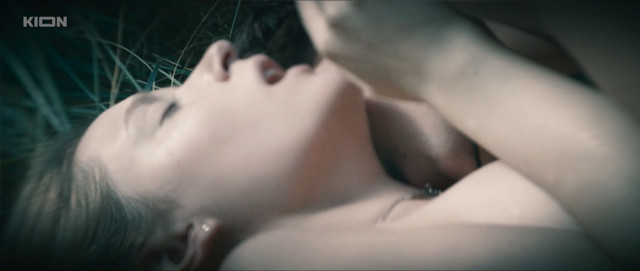 Linda Lapinsh nude, Viktoriya Agalakova nude – Kosa s01e08 (2021)