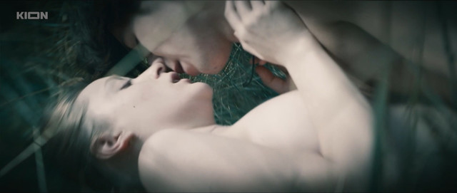 Linda Lapinsh nude, Viktoriya Agalakova nude – Kosa s01e08 (2021)