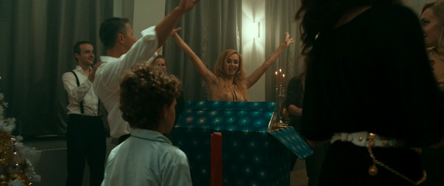 Marine Paquet nude, Charlene Perillat nude, etc. – The Ideal (L’Ideal) (2016)