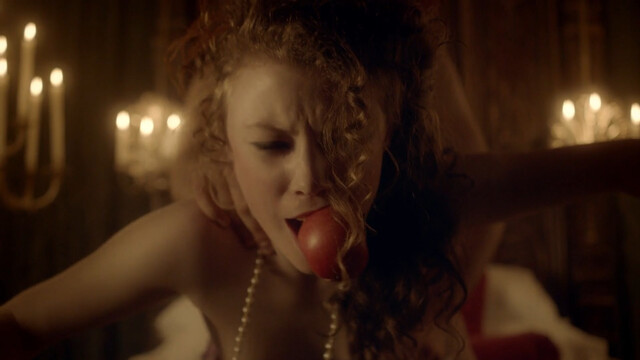 Laura de Boer nude, Melissa Maria Carton nude, Yvonne Catterfeld sexy, Jeanette Hain sexy, Olivia Romao nude – A Dangerous Fortune (2016)