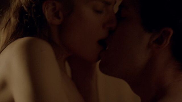 Laura de Boer nude, Melissa Maria Carton nude, Yvonne Catterfeld sexy, Jeanette Hain sexy, Olivia Romao nude – A Dangerous Fortune (2016)