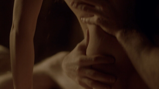 Laura de Boer nude, Melissa Maria Carton nude, Yvonne Catterfeld sexy, Jeanette Hain sexy, Olivia Romao nude – A Dangerous Fortune (2016)