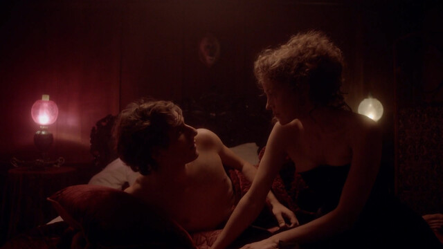 Laura de Boer nude, Melissa Maria Carton nude, Yvonne Catterfeld sexy, Jeanette Hain sexy, Olivia Romao nude – A Dangerous Fortune (2016)