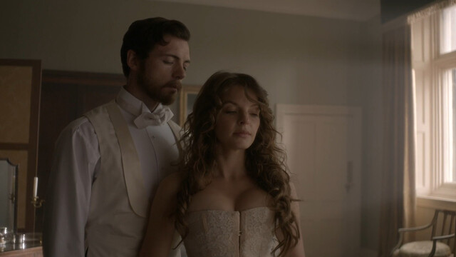 Laura de Boer nude, Melissa Maria Carton nude, Yvonne Catterfeld sexy, Jeanette Hain sexy, Olivia Romao nude – A Dangerous Fortune (2016)