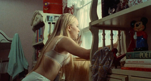Kathrin King Segal nude, Cloris Leachman nude – The People Next Door (1970)