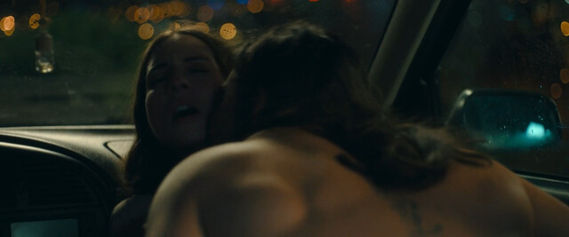 Maria Valverde sexy, Elisabet Casanovas sexy, Susana Abaitua sexy, Claudia Galán nude– Sounds Like Love (Fuimos canciones) (2021)