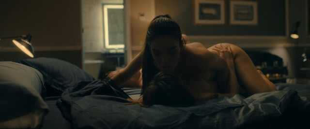 Maria Valverde sexy, Elisabet Casanovas sexy, Susana Abaitua sexy, Claudia Galán nude– Sounds Like Love (Fuimos canciones) (2021)