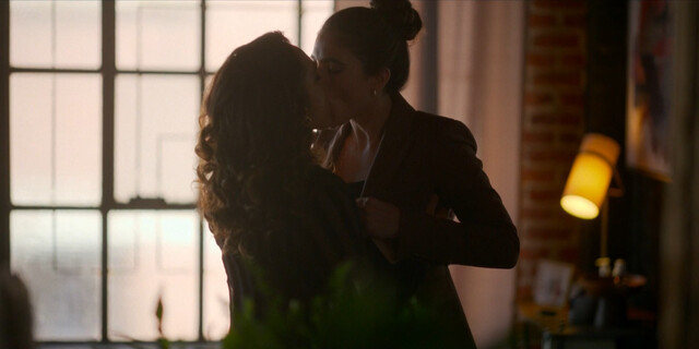 Jamie Clayton sexy, Katherine Moennig nude, Sepideh Moafi sexy, Arienne Mandi sexy – The L Word: Generation Q s02e08 (2021)