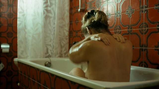 Rachel Braunschweig nude, Sophie Hutter nude – Neumatt s01e01e06e08 (2021)