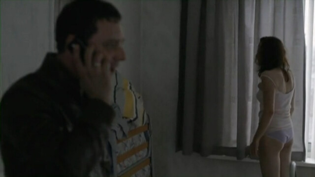 Tanja Otolski nude, Yulia Seijkens sexy – Under the Weight of Clouds (De hoer en het meisje) (2012)