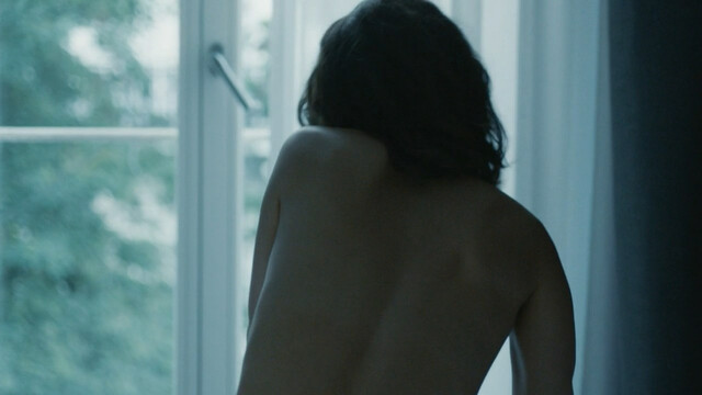 Ariane Labed nude, Suzy Bemba sexy – L'Opera s01e01e02e04e06 (2021)