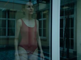 Oksana Akinshina sexy, Mariya Fomina sexy – Container s01e04 (2021)