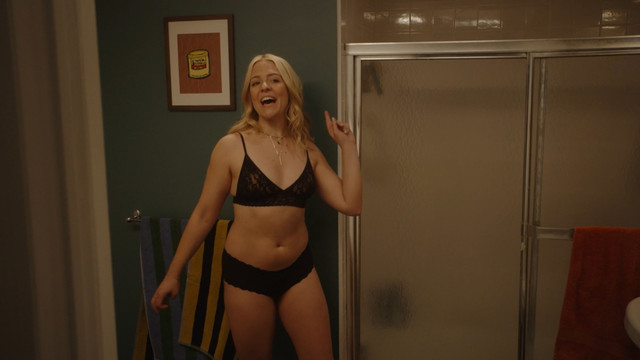 Helene Yorke sexy, Alessia Cara sexy – The Other Two s02e08-09 (2021)