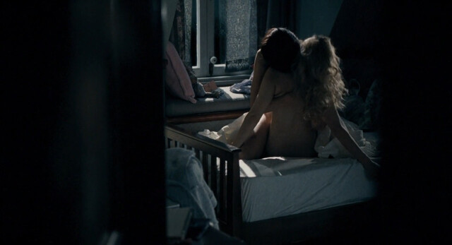 Laurence Hamelin nude, Lily Cole sexy, Sarah Gadon sexy – The Moth Diaries (2011)