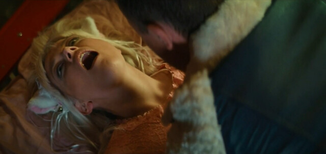Laura Sepul nude, Gemi Diallo sexy, Sophie Breyer sexy – Baraki s01e01e02e08 (2021)