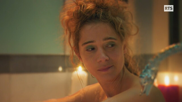 Zoe Schellenberg sexy, Olivia Csiky Trnka sexy – La chance de ta vie s01e01-05 (2021)