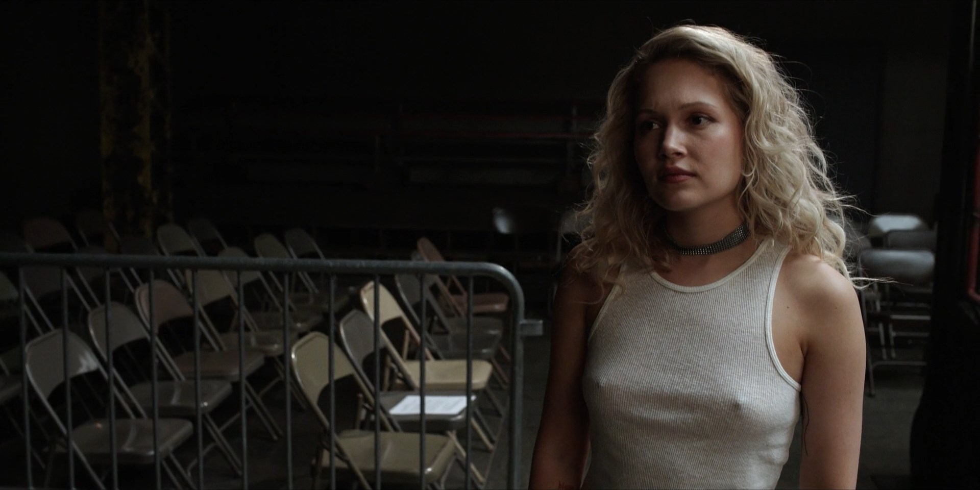 Kelli Berglund sexy, Elizabeth Posey sexy – Heels s01e05 (2021)