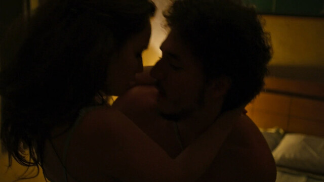 Karize Brum sexy, Lorena Comparato sexy – Impuros s03e03,e05,e08 (2021)