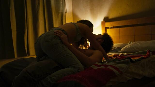 Karize Brum sexy, Lorena Comparato sexy – Impuros s03e03,e05,e08 (2021)