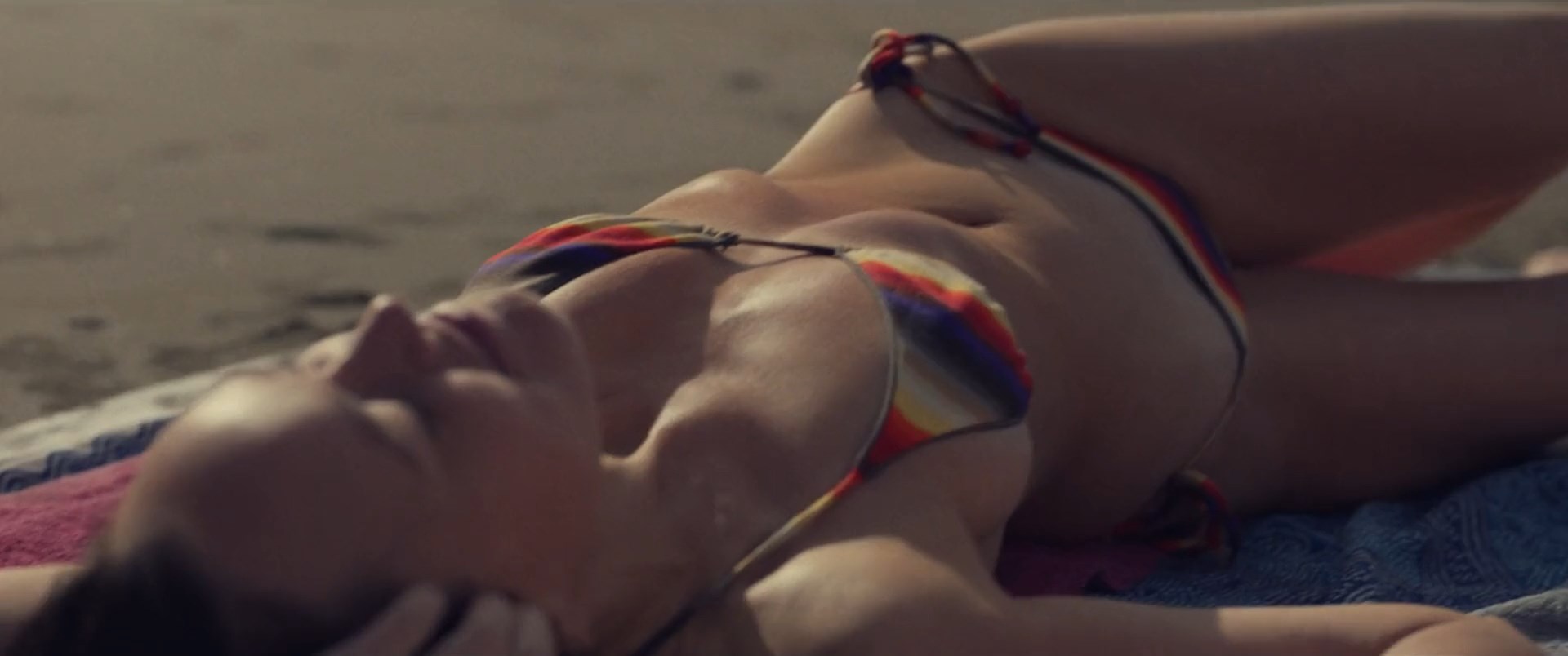 Livia Matthes sexy – Prey (2021)
