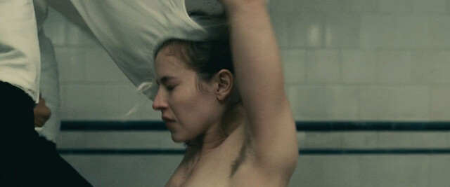 Lou de Laage nude, Coralie Russier nude, Martine Schambacher nude – The Mad Women’s Ball (Le bal des folles) (2021)