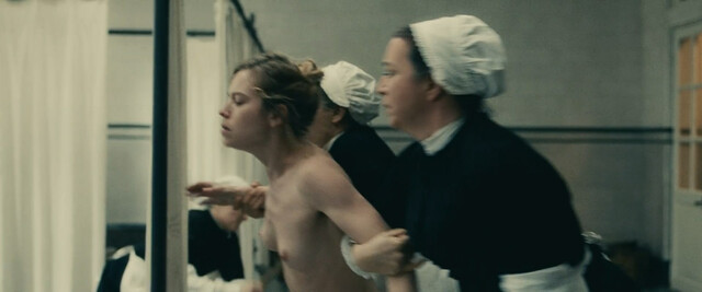 Lou de Laage nude, Coralie Russier nude, Martine Schambacher nude – The Mad Women’s Ball (Le bal des folles) (2021)