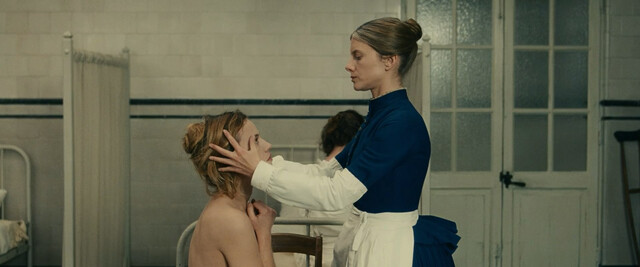 Lou de Laage nude, Coralie Russier nude, Martine Schambacher nude – The Mad Women’s Ball (Le bal des folles) (2021)
