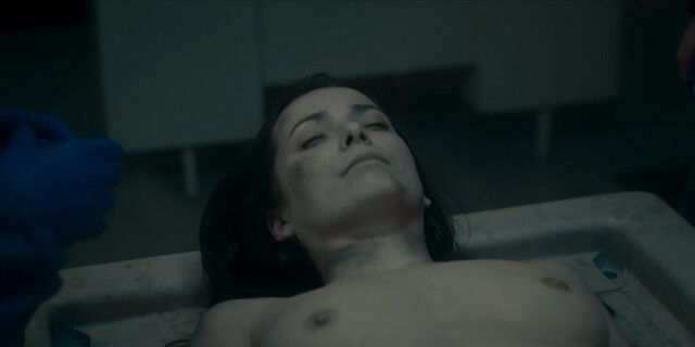 Elodie Hesme sexy, Belotti Soizic nude – Les invisibles s01e01e04 (2019)