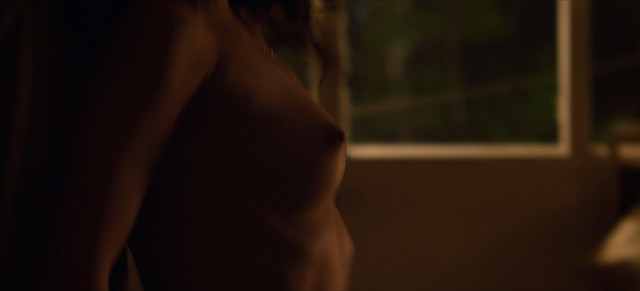 Tata Ariza nude, Camila Sodi sexy – Wild District (Distrito Salvaje) s02e08 (2019)