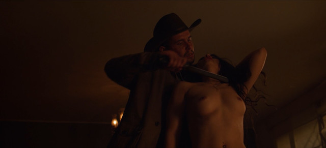Tata Ariza nude, Camila Sodi sexy – Wild District (Distrito Salvaje) s02e08 (2019)