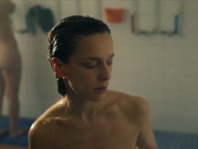 Sofia Nicholson sexy, Margarida Vila-Nova sexy, Mariana Badan sexy, Sara Norte nude – Luz Vermelha s01e01-04 (2019)