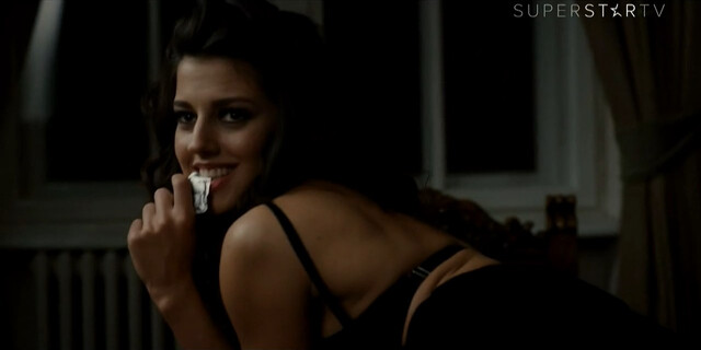 Nina Neskovic nude, Vaja Dujovic nude – Drzavni sluzbenik s01e01-05e09-12 (2019)