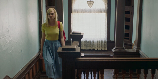 Nathalie Love nude, Tanya Young nude, Elle Fanning sexy, Greta Gerwig sexy, Toni Gaal sexy – 20th Century Women (2016)