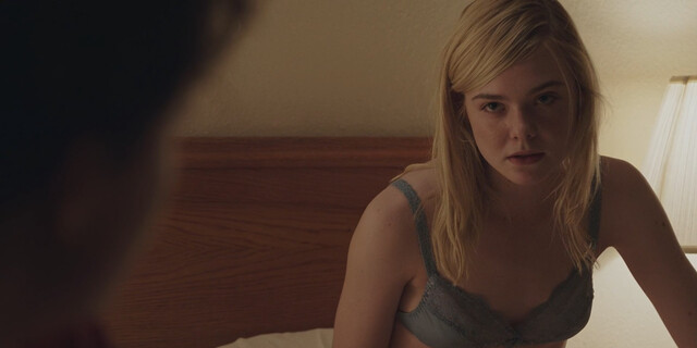 Nathalie Love nude, Tanya Young nude, Elle Fanning sexy, Greta Gerwig sexy, Toni Gaal sexy – 20th Century Women (2016)