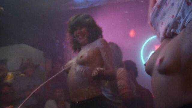 Shannon Tweed nude, Tracy Smith nude, Crystal Smith nude, Victoria Rae Walker sexy – Hot Dog... The Movie (1984)