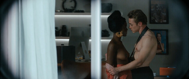 Sydney Sweeney nude, Cait Alexander nude, Natasha Liu Bordizzo nude, Blessing Adedijo nude – The Voyeurs (2021)