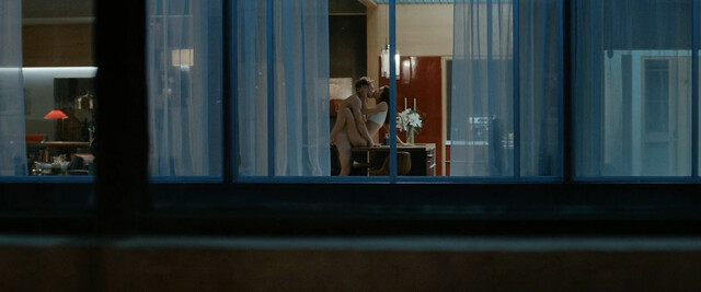 Sydney Sweeney nude, Cait Alexander nude, Natasha Liu Bordizzo nude, Blessing Adedijo nude – The Voyeurs (2021)