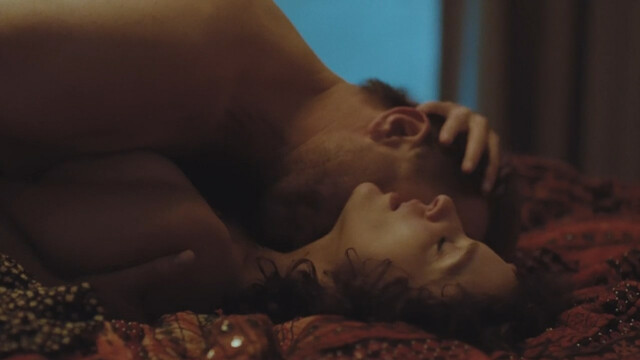 Maria Debska nude, Ilona Ostrowska sexy, Maria Dejmek nude– Osaczony s01e01-06 (2021)